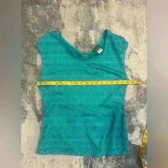 Women’s Green Dots Blouse - Picture 5 of 7